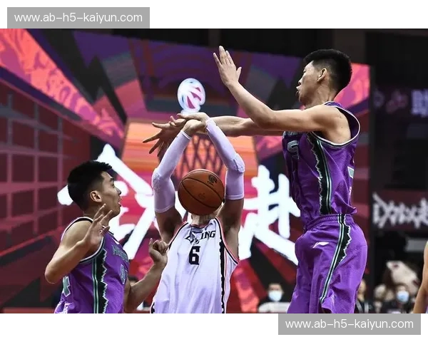 铁血关东，逐鹿北境：当辽宁遇上山东，这不只是一场篮球赛